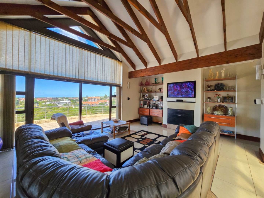 4 Bedroom Property for Sale in Stilbaai Wes Western Cape